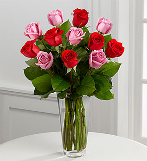 The FTD� True Romance� Rose Bouquet