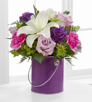 The FTD� Color Your Day With Beauty� Bouquet 
